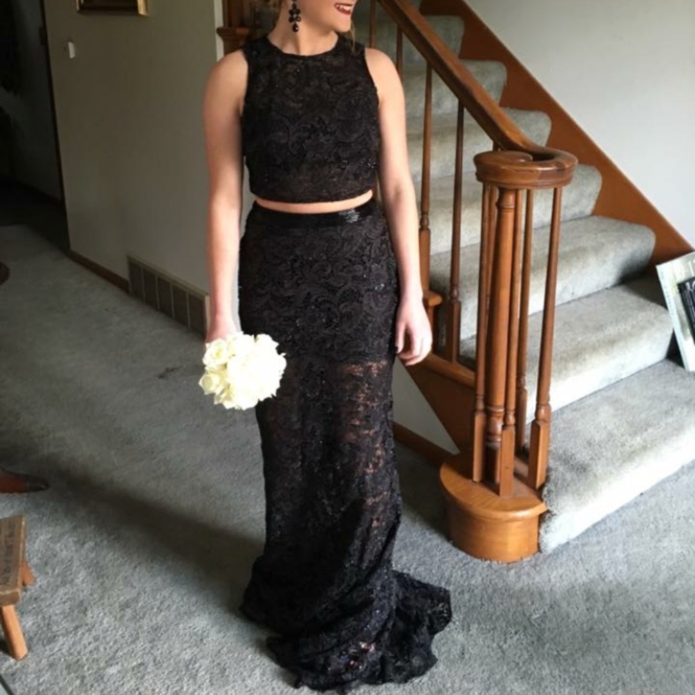 An exquisite Prom Gown